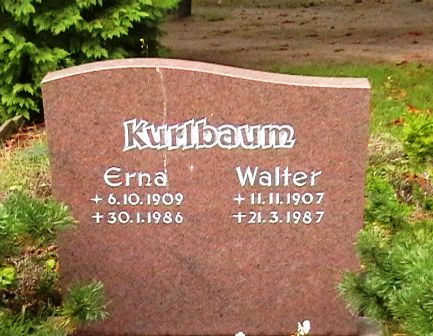Beschreibung: Beschreibung: Beschreibung: Grabstein Walter und Erna Kurlbaum